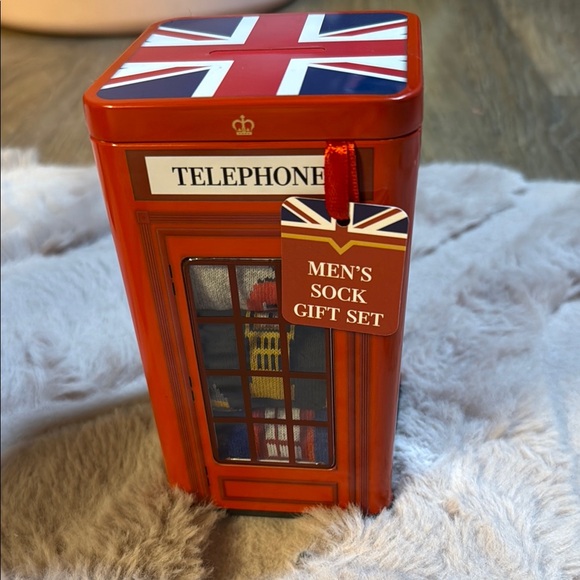 Marshall Other - 🔥FINAL MARKDOWN Marshall Red Telephone Booth Sock Set